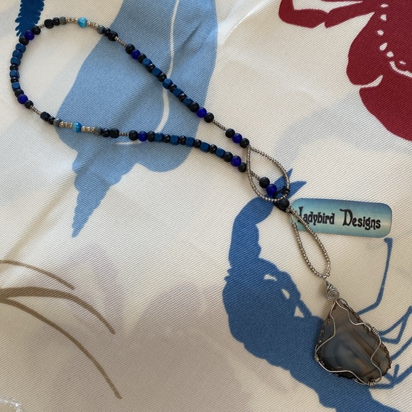 Agate Sun Catcher/Sun Catcher  Necklace - Picture 5 of 5